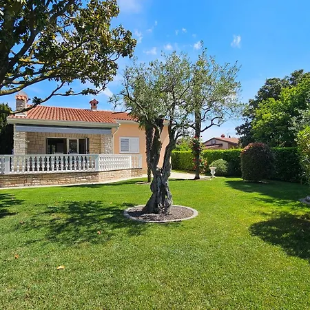 Seafront House Novigrad, Mare Oliva, Istria *